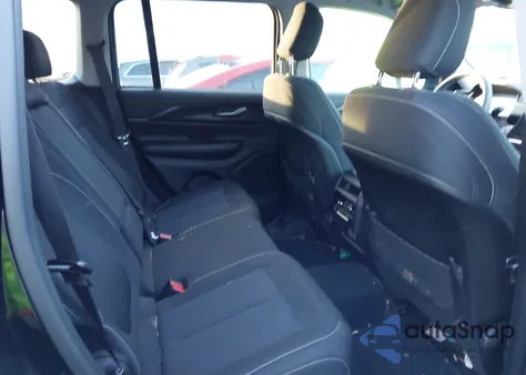 2023 Jeep Grand Cherokee Laredo 4X4 z USA, uszkodzony, nr VIN 1C4RJHAG4PC659674